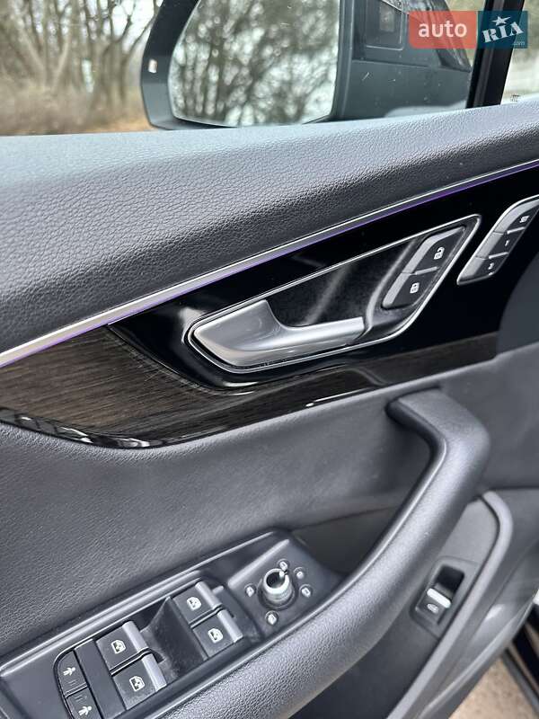 Внедорожник / Кроссовер Audi Q7 2017 в Львове фото 45 Внедорожник / Кроссовер Audi Q7 2017 в Львове