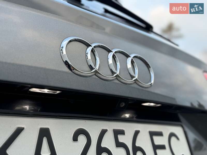 Внедорожник / Кроссовер Audi Q7 2018 в Киеве