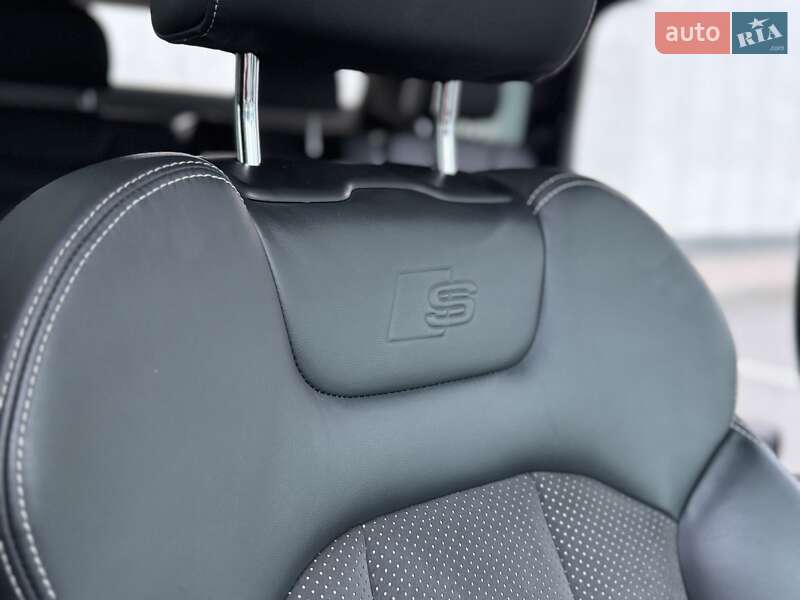 Внедорожник / Кроссовер Audi Q7 2018 в Киеве