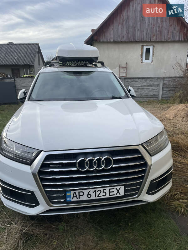 Позашляховик / Кросовер Audi Q7 2019 в Рава-Руській