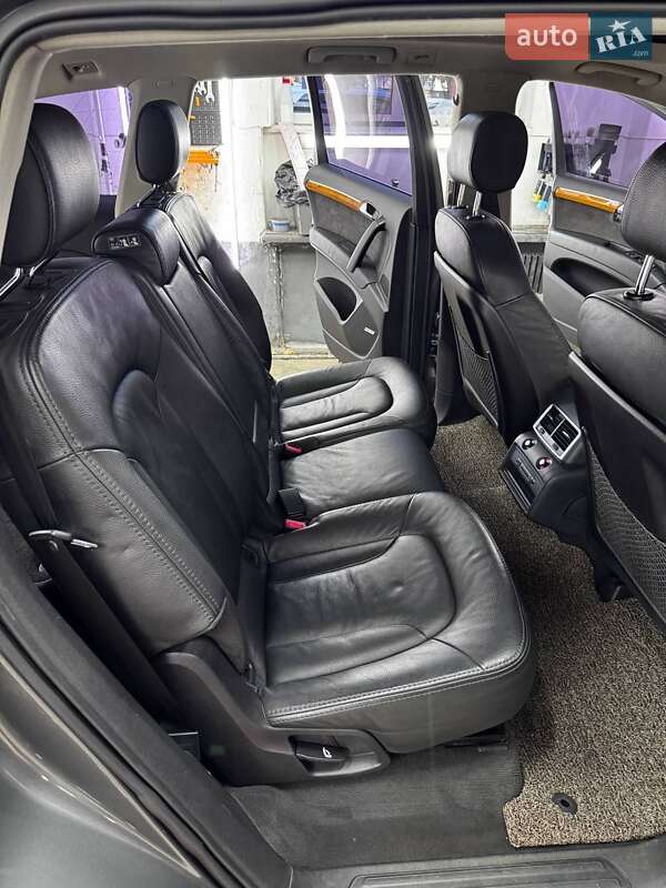 Внедорожник / Кроссовер Audi Q7 2014 в Тернополе