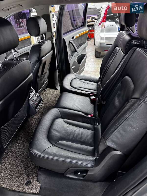 Внедорожник / Кроссовер Audi Q7 2014 в Тернополе