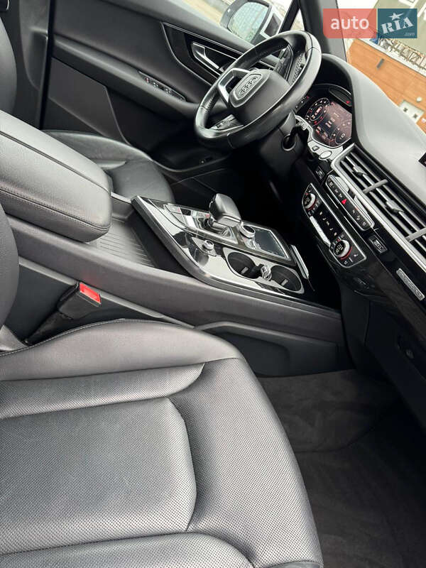 Внедорожник / Кроссовер Audi Q7 2018 в Киеве фото 19 Внедорожник / Кроссовер Audi Q7 2018 в Киеве