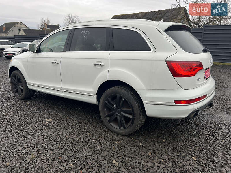 Внедорожник / Кроссовер Audi Q7 2014 в Владимире