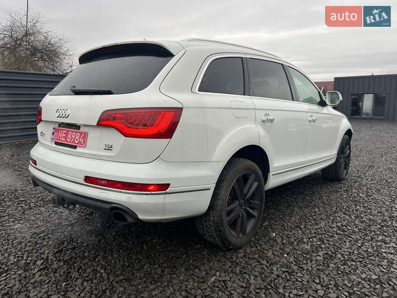 Внедорожник / Кроссовер Audi Q7 2014 в Владимире