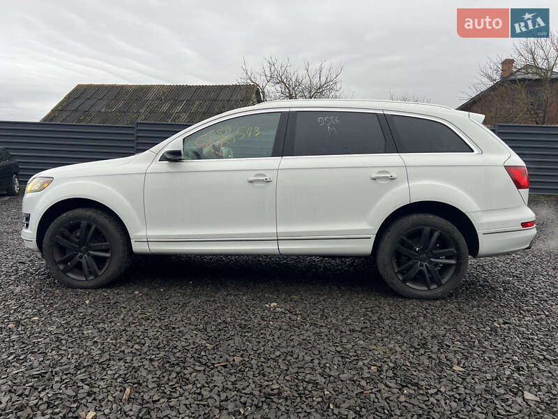 Внедорожник / Кроссовер Audi Q7 2014 в Владимире