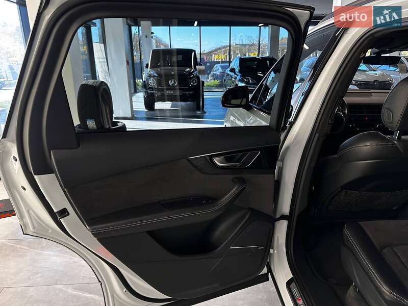 Внедорожник / Кроссовер Audi Q7 2016 в Львове фото 31 Внедорожник / Кроссовер Audi Q7 2016 в Львове