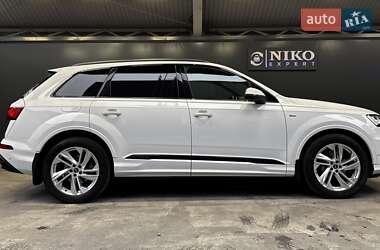 Позашляховик / Кросовер Audi Q7 2022 в Києві