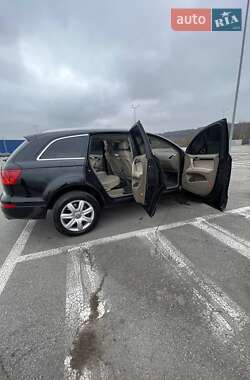 Внедорожник / Кроссовер Audi Q7 2006 в Черновцах