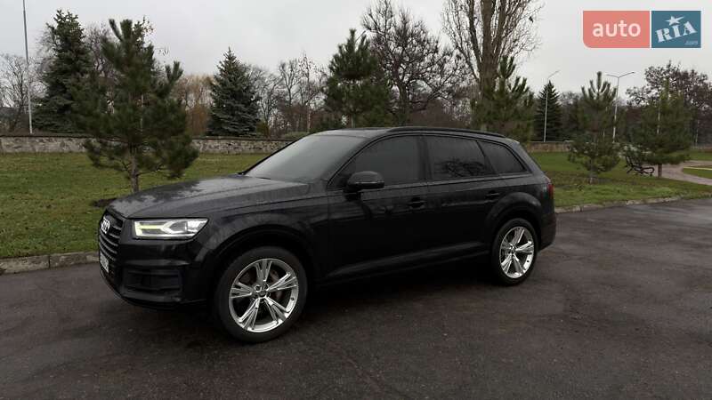 Позашляховик / Кросовер Audi Q7 2017 в Горішніх Плавнях фото 16 Позашляховик / Кросовер Audi Q7 2017 в Горішніх Плавнях