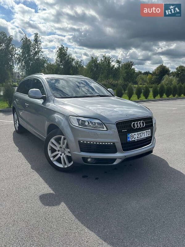 Внедорожник / Кроссовер Audi Q7 2007 в Хмельнике