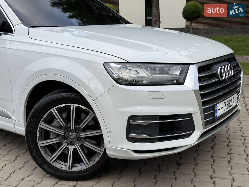 Внедорожник / Кроссовер Audi Q7 2018 в Одессе фото 12 Внедорожник / Кроссовер Audi Q7 2018 в Одессе