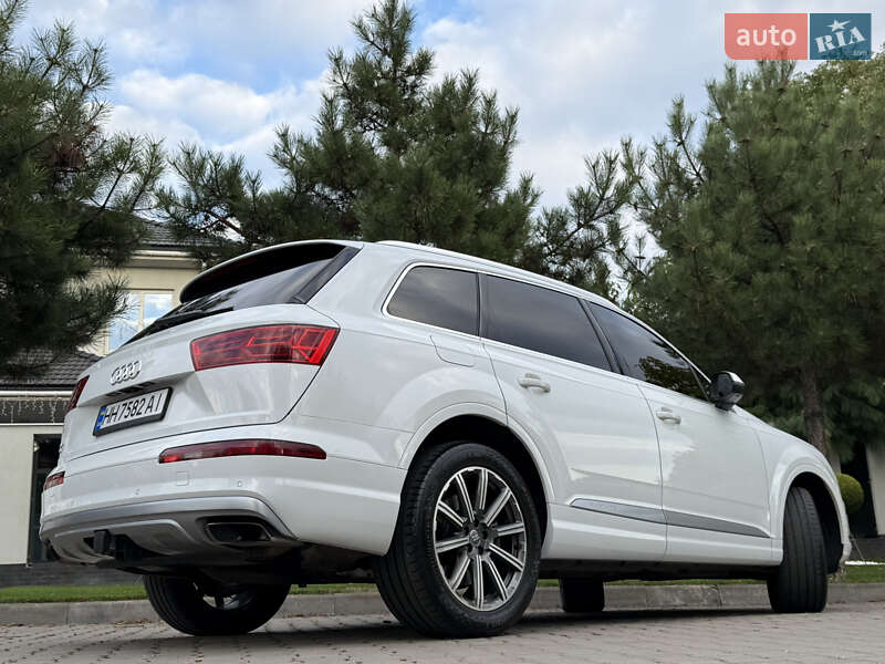 Внедорожник / Кроссовер Audi Q7 2018 в Одессе фото 18 Внедорожник / Кроссовер Audi Q7 2018 в Одессе