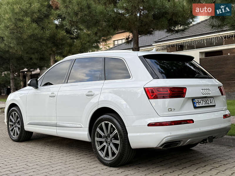 Внедорожник / Кроссовер Audi Q7 2018 в Одессе фото 30 Внедорожник / Кроссовер Audi Q7 2018 в Одессе