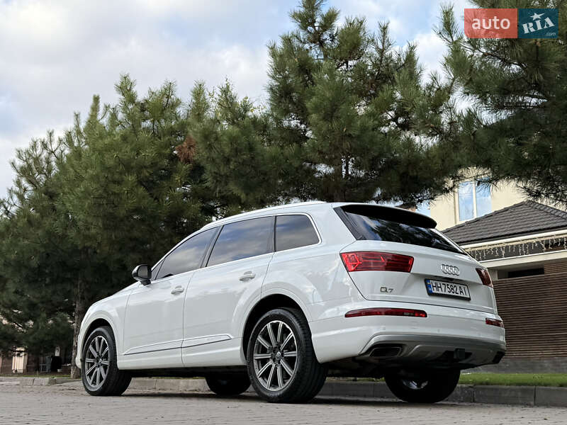 Внедорожник / Кроссовер Audi Q7 2018 в Одессе фото 31 Внедорожник / Кроссовер Audi Q7 2018 в Одессе