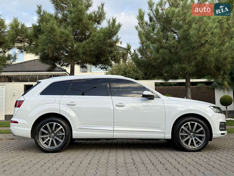 Внедорожник / Кроссовер Audi Q7 2018 в Одессе фото 46 Внедорожник / Кроссовер Audi Q7 2018 в Одессе