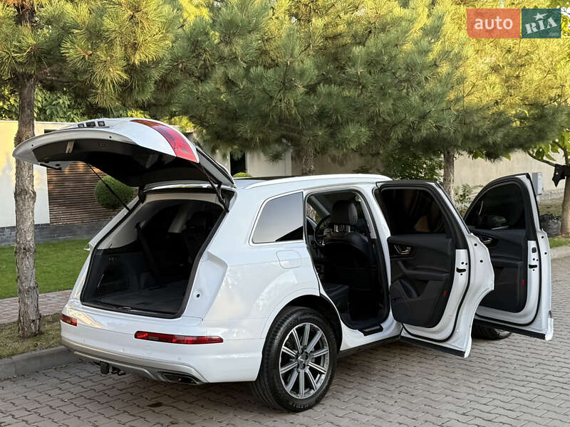 Внедорожник / Кроссовер Audi Q7 2018 в Одессе фото 67 Внедорожник / Кроссовер Audi Q7 2018 в Одессе