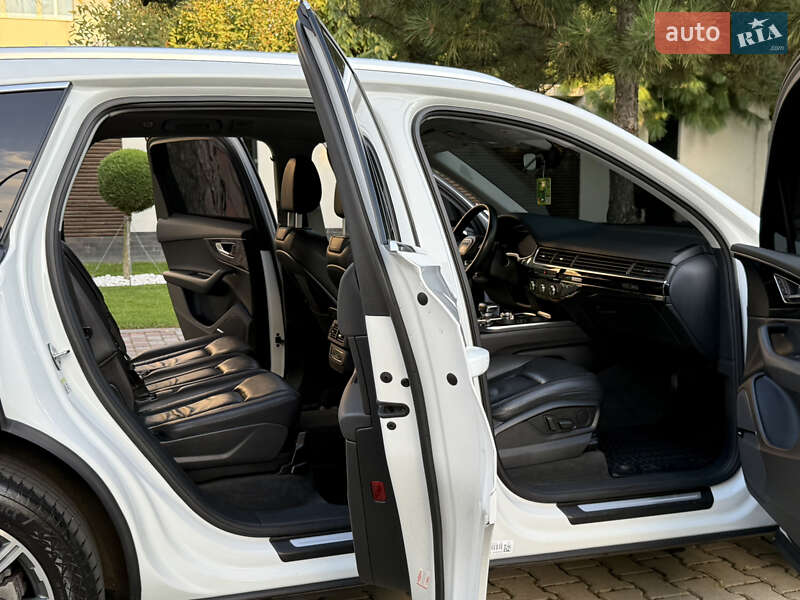 Внедорожник / Кроссовер Audi Q7 2018 в Одессе фото 76 Внедорожник / Кроссовер Audi Q7 2018 в Одессе