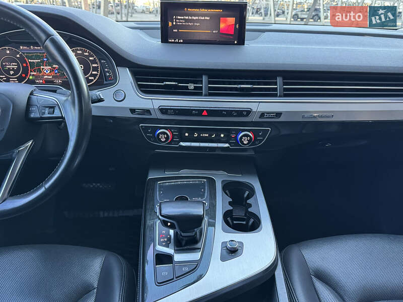 Внедорожник / Кроссовер Audi Q7 2015 в Львове фото 67 Внедорожник / Кроссовер Audi Q7 2015 в Львове