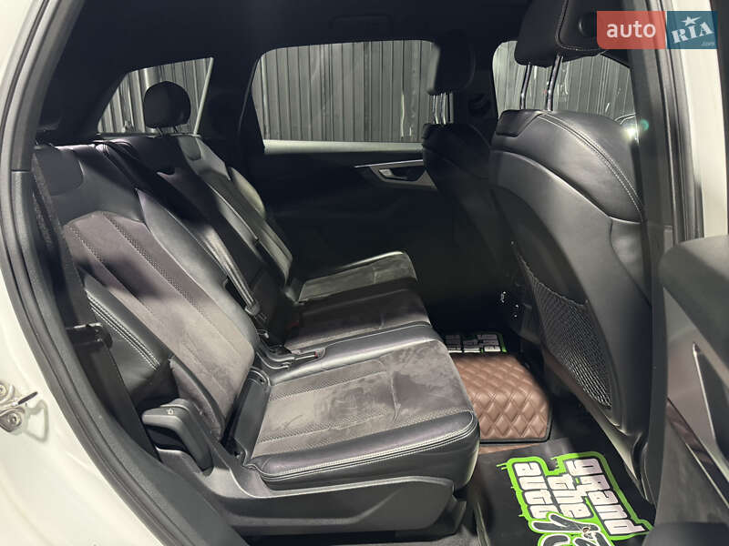 Внедорожник / Кроссовер Audi Q7 2017 в Одессе фото 26 Внедорожник / Кроссовер Audi Q7 2017 в Одессе