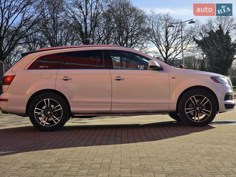 Внедорожник / Кроссовер Audi Q7 2010 в Херсоне