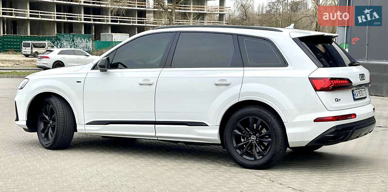 Внедорожник / Кроссовер Audi Q7 2023 в Киеве фото 7 Внедорожник / Кроссовер Audi Q7 2023 в Киеве