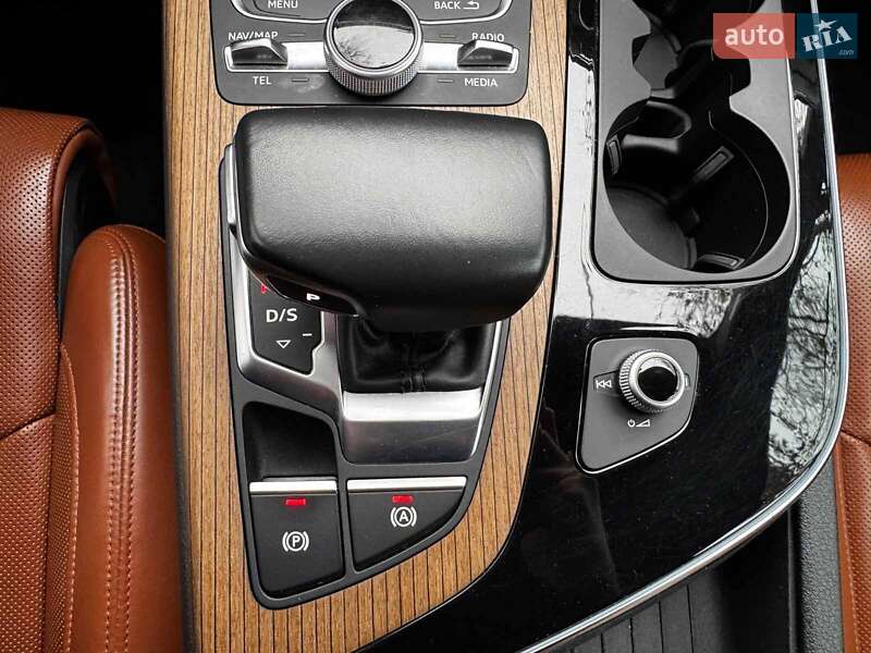 Внедорожник / Кроссовер Audi Q7 2018 в Киеве фото 30 Внедорожник / Кроссовер Audi Q7 2018 в Киеве