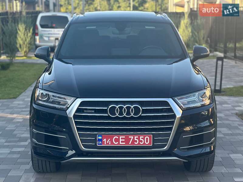 Внедорожник / Кроссовер Audi Q7 2017 в Киеве