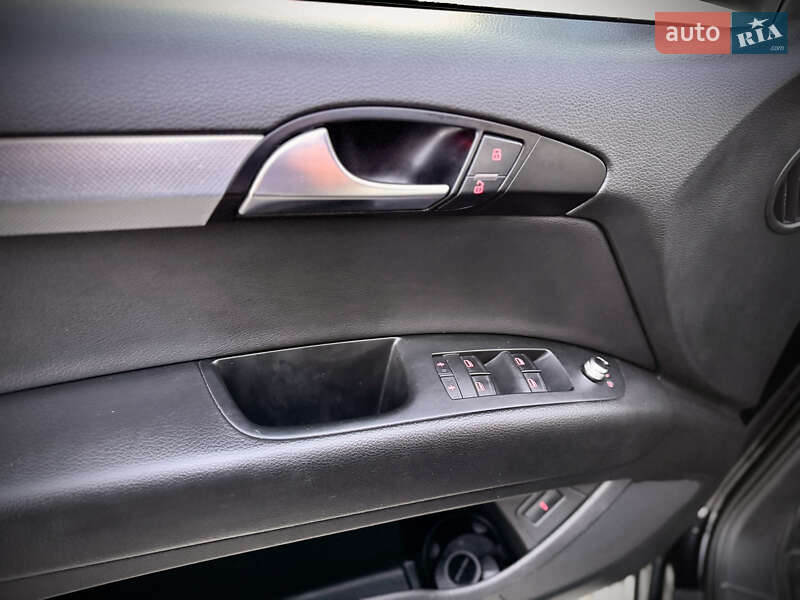 Внедорожник / Кроссовер Audi Q7 2011 в Львове фото 35 Внедорожник / Кроссовер Audi Q7 2011 в Львове