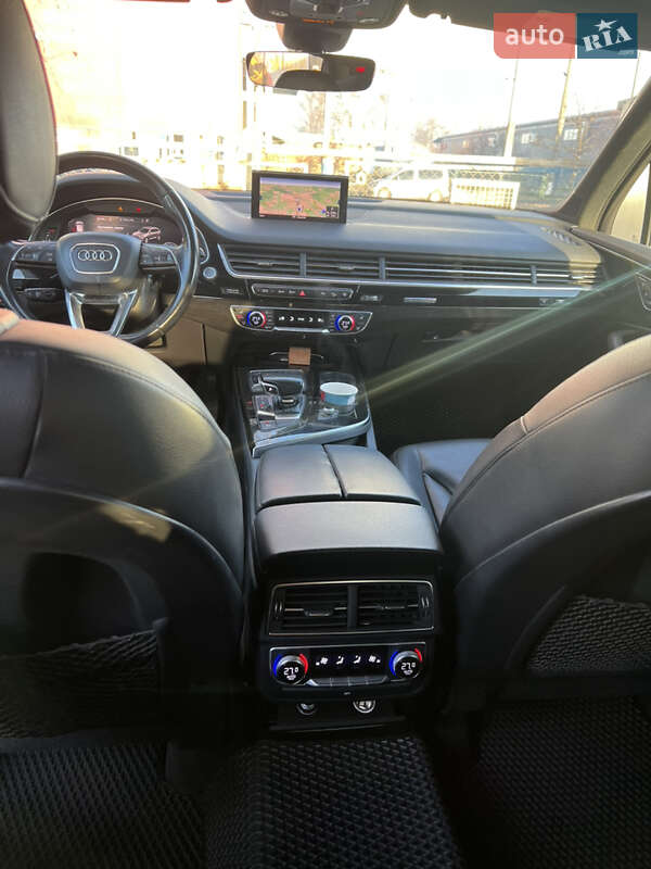 Внедорожник / Кроссовер Audi Q7 2016 в Черновцах фото 6 Внедорожник / Кроссовер Audi Q7 2016 в Черновцах