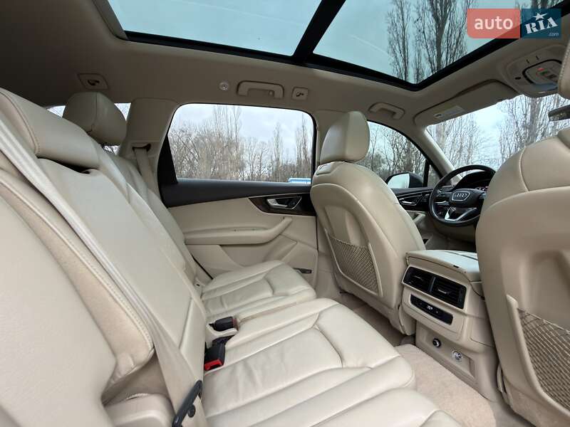 Внедорожник / Кроссовер Audi Q7 2018 в Запорожье