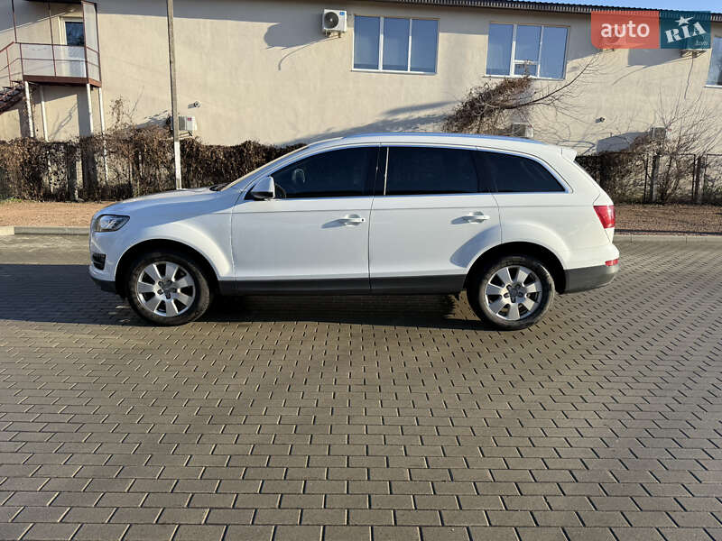 Внедорожник / Кроссовер Audi Q7 2011 в Житомире