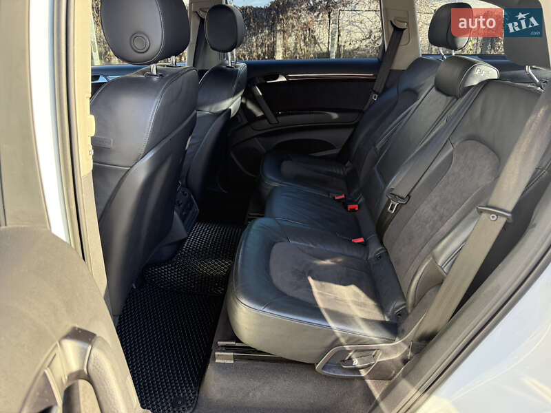 Внедорожник / Кроссовер Audi Q7 2011 в Житомире