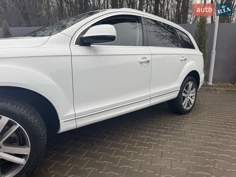 Внедорожник / Кроссовер Audi Q7 2013 в Тернополе