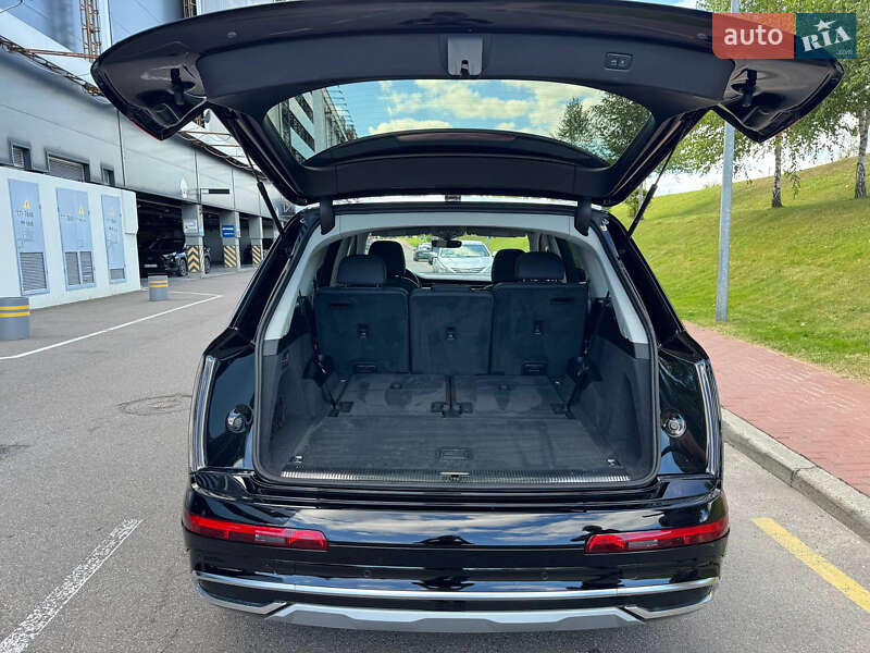 Внедорожник / Кроссовер Audi Q7 2020 в Киеве фото 20 Внедорожник / Кроссовер Audi Q7 2020 в Киеве
