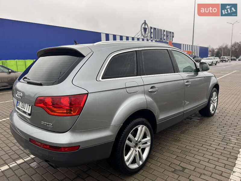 Внедорожник / Кроссовер Audi Q7 2006 в Дубно фото 8 Внедорожник / Кроссовер Audi Q7 2006 в Дубно
