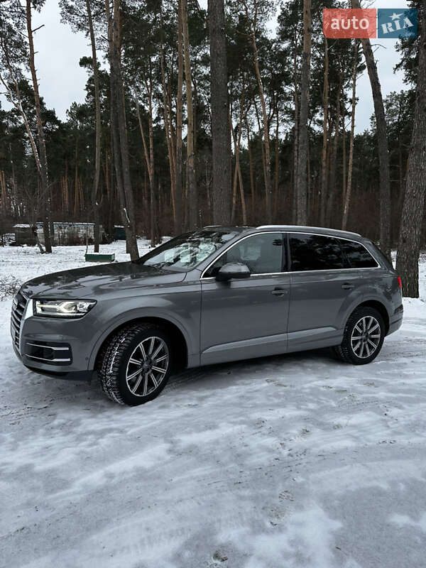 Внедорожник / Кроссовер Audi Q7 2016 в Броварах