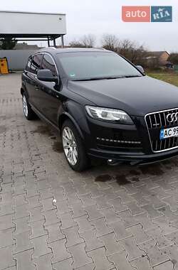 Внедорожник / Кроссовер Audi Q7 2013 в Горохове
