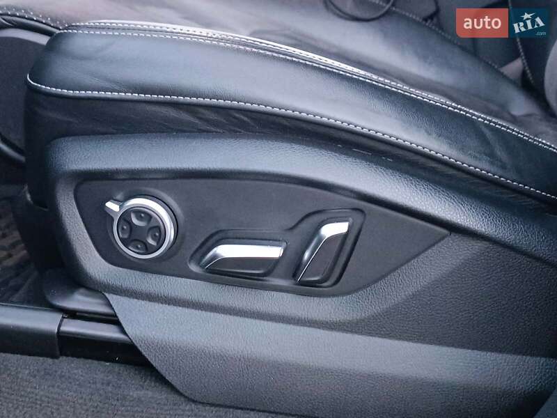 Внедорожник / Кроссовер Audi Q7 2015 в Львове