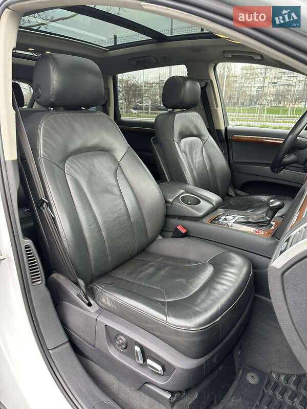 Внедорожник / Кроссовер Audi Q7 2014 в Киеве фото 23 Внедорожник / Кроссовер Audi Q7 2014 в Киеве