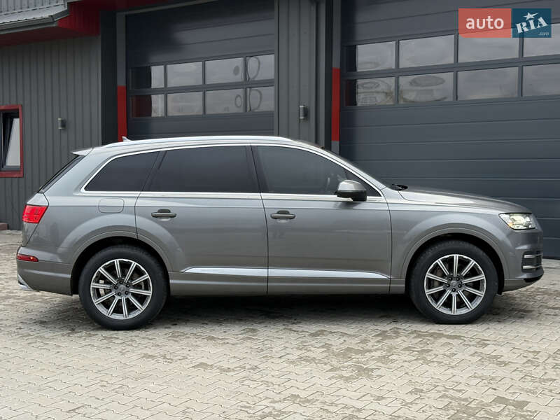 Внедорожник / Кроссовер Audi Q7 2016 в Ковеле