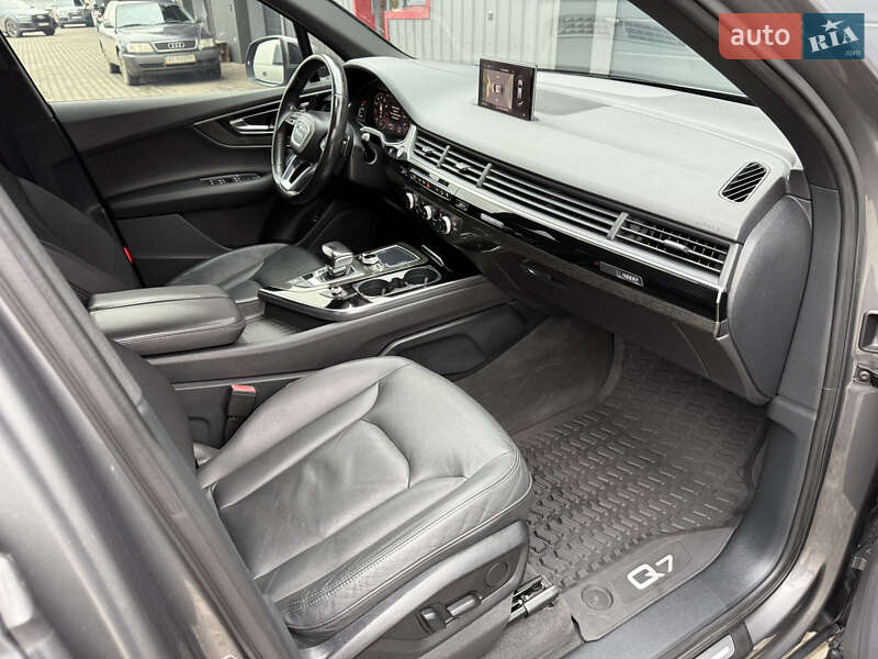 Внедорожник / Кроссовер Audi Q7 2016 в Ковеле