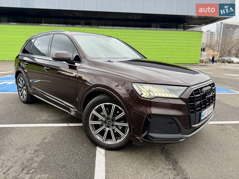 Внедорожник / Кроссовер Audi Q7 2022 в Киеве
