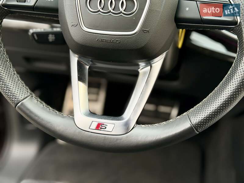 Внедорожник / Кроссовер Audi Q7 2022 в Киеве