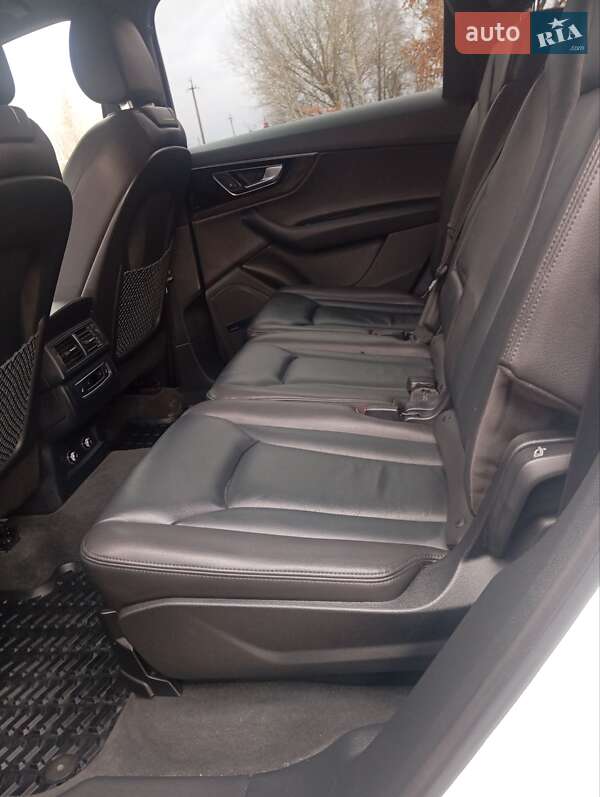 Внедорожник / Кроссовер Audi Q7 2017 в Шепетовке фото 45 Внедорожник / Кроссовер Audi Q7 2017 в Шепетовке