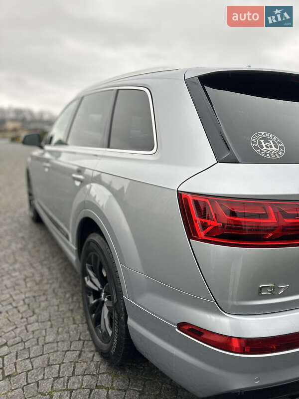 Внедорожник / Кроссовер Audi Q7 2017 в Львове фото 30 Внедорожник / Кроссовер Audi Q7 2017 в Львове
