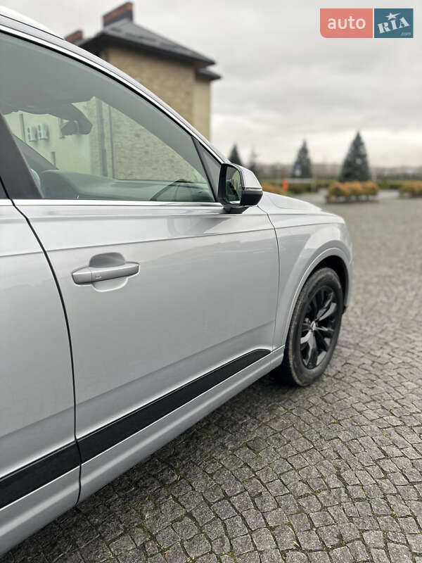 Внедорожник / Кроссовер Audi Q7 2017 в Львове фото 38 Внедорожник / Кроссовер Audi Q7 2017 в Львове