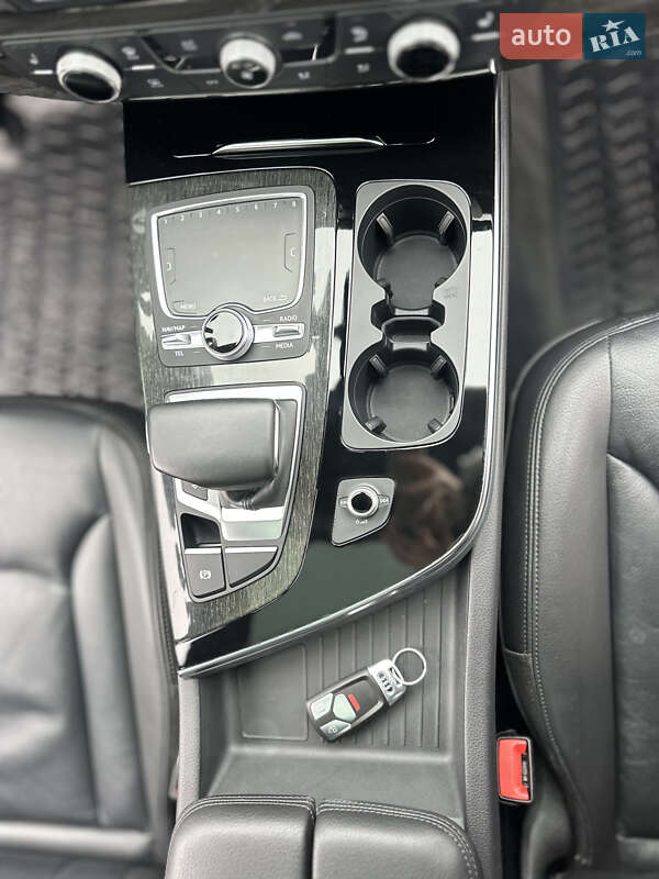 Внедорожник / Кроссовер Audi Q7 2017 в Львове фото 78 Внедорожник / Кроссовер Audi Q7 2017 в Львове