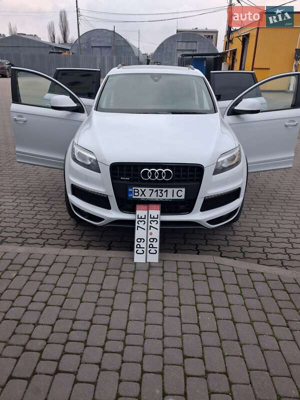 Внедорожник / Кроссовер Audi Q7 2014 в Хмельницком