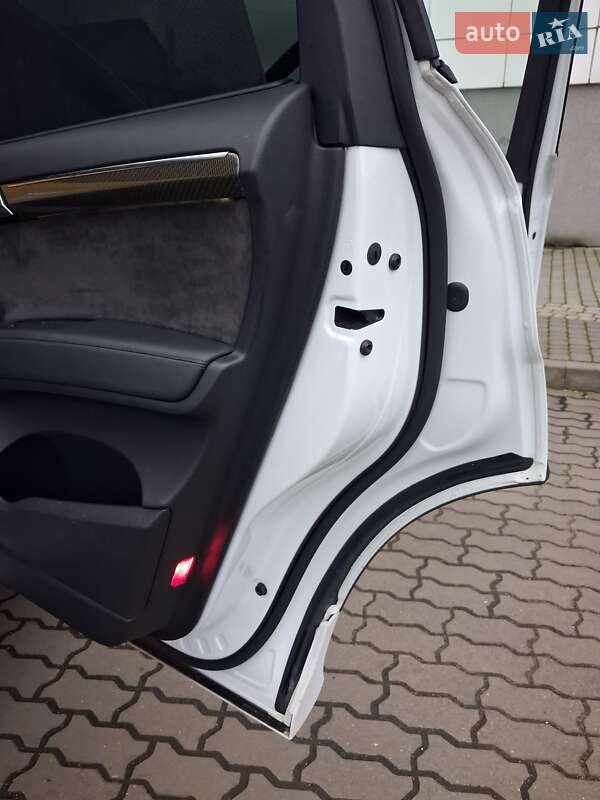 Внедорожник / Кроссовер Audi Q7 2014 в Хмельницком